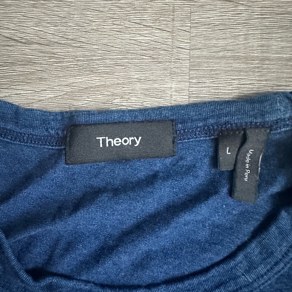 Theory T Shirt Large